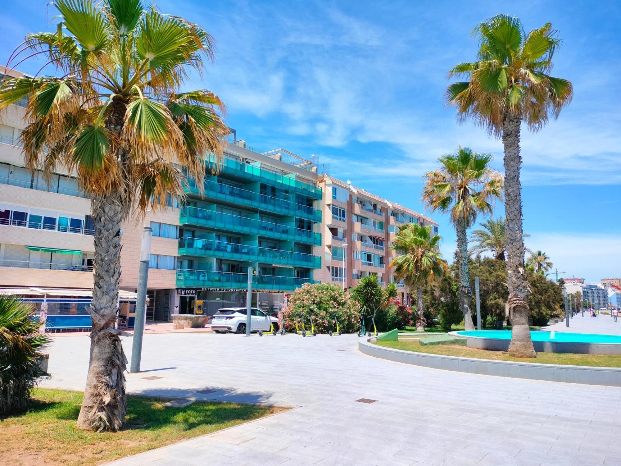 Vista Del Mar Apartment Torrevieja Exterior photo